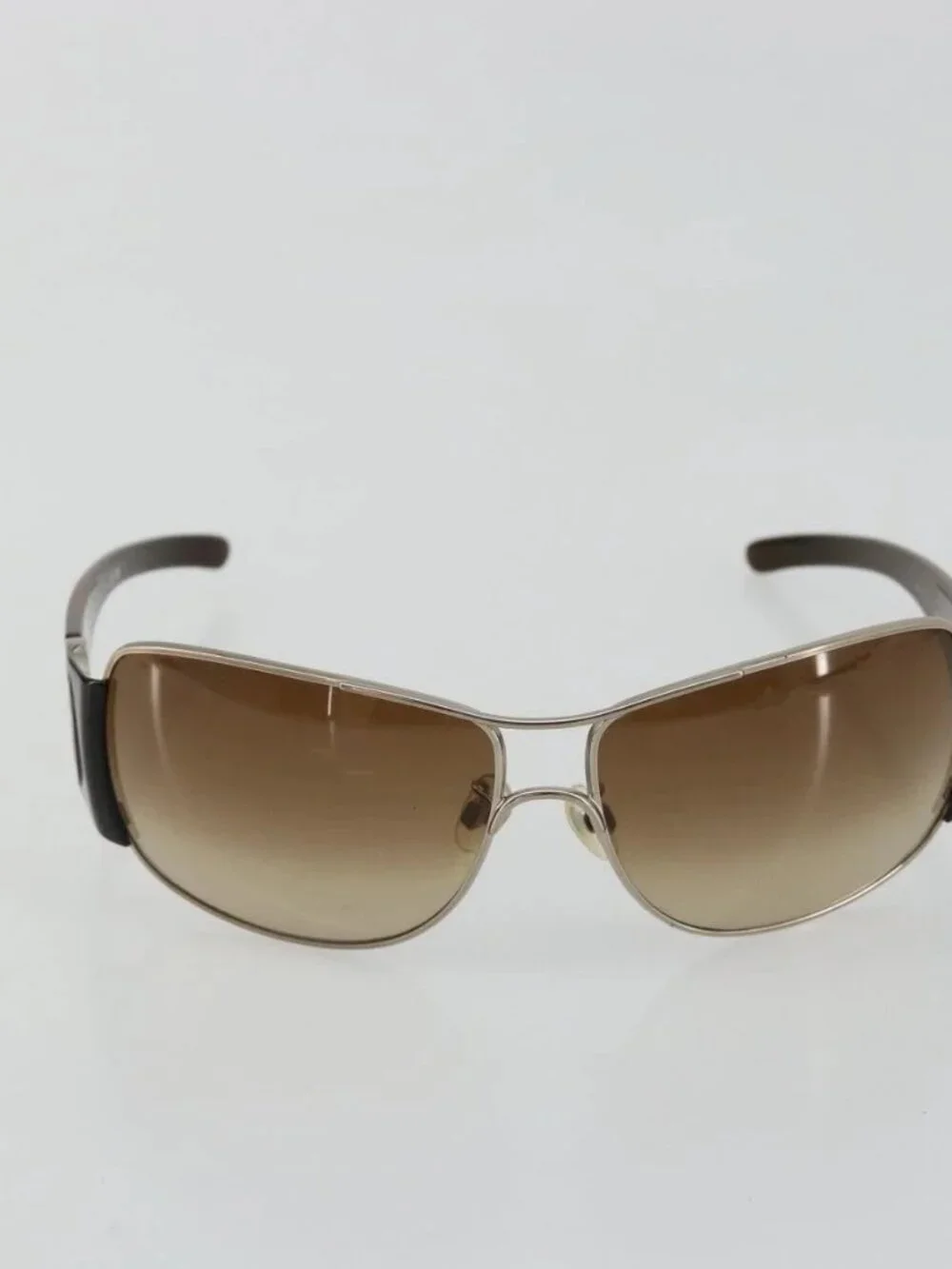 CHANEL brand	chanel color	brown